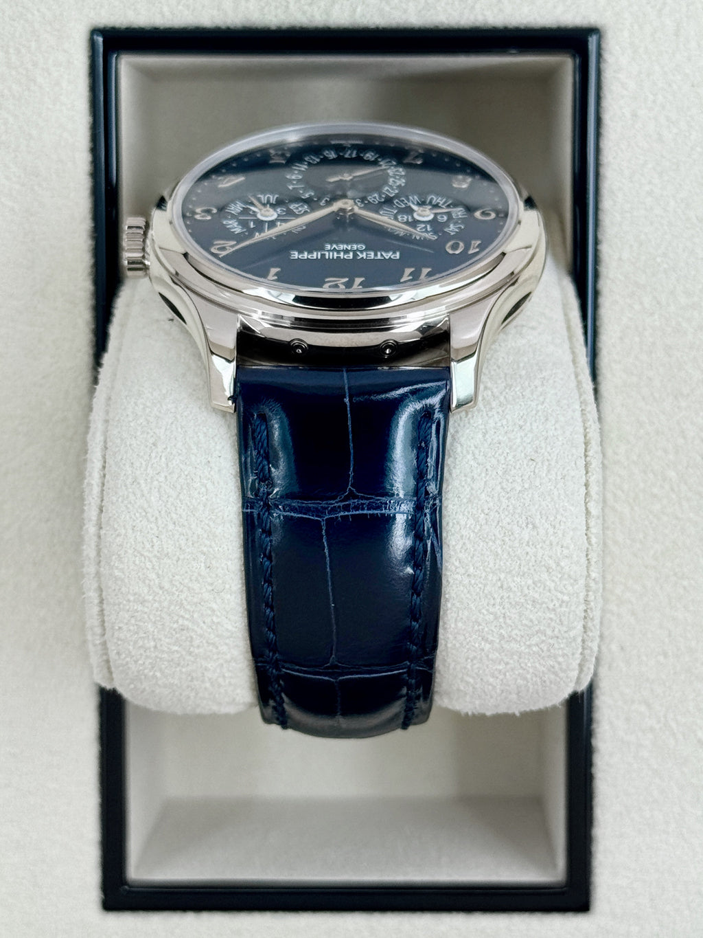 2021 Patek Philippe Perpetual Calendar 39mm 5327G White Gold Blue Dial