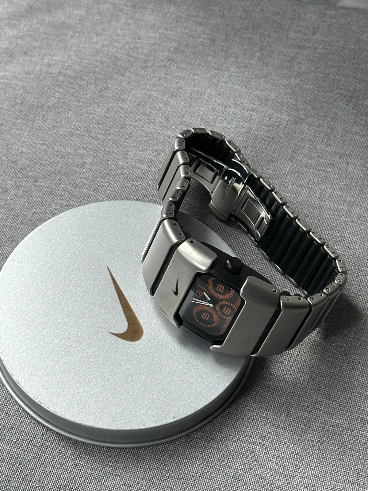 Nike D-Line Satin Silver Analogue Watch with Orange Dial | Rare Collectible | Unisex Retro Sports Timepiece