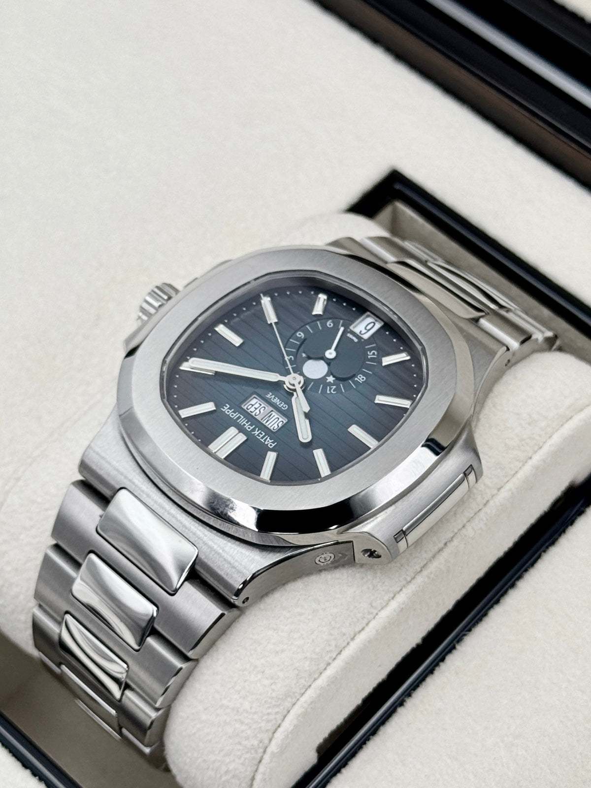 2024 Patek Philippe Nautilus Moonphase 40.5mm 5726/1A-014 Stainless Steel Blue Dial